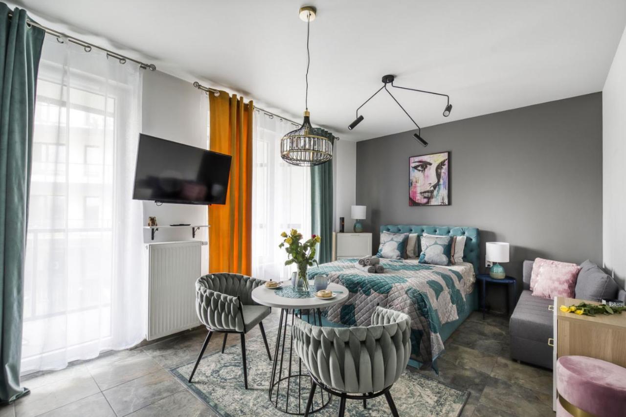 Apartamenty Metropark Krzemieniecka-Lux Varsóvia Exterior foto