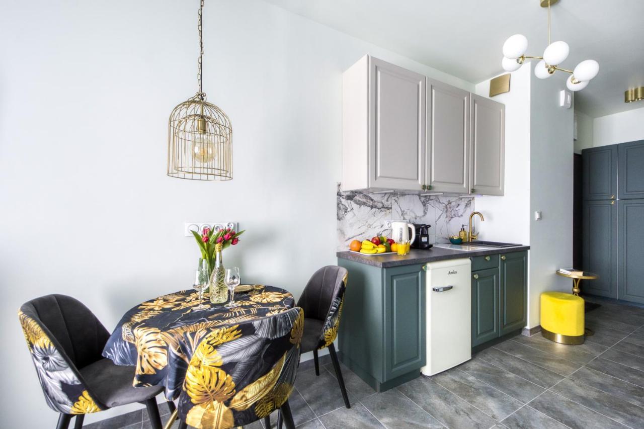 Apartamenty Metropark Krzemieniecka-Lux Varsóvia Exterior foto